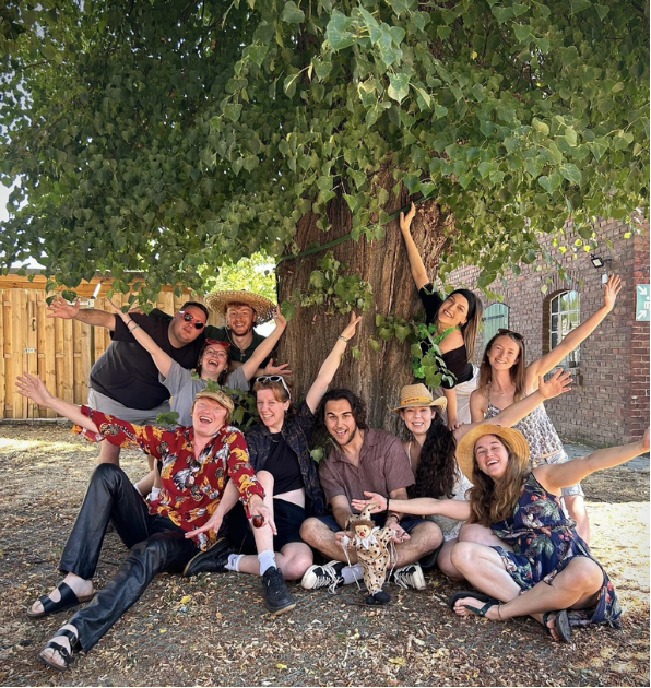Actors Group Picture