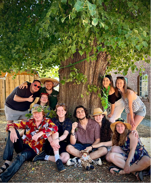 Actors Group Picture